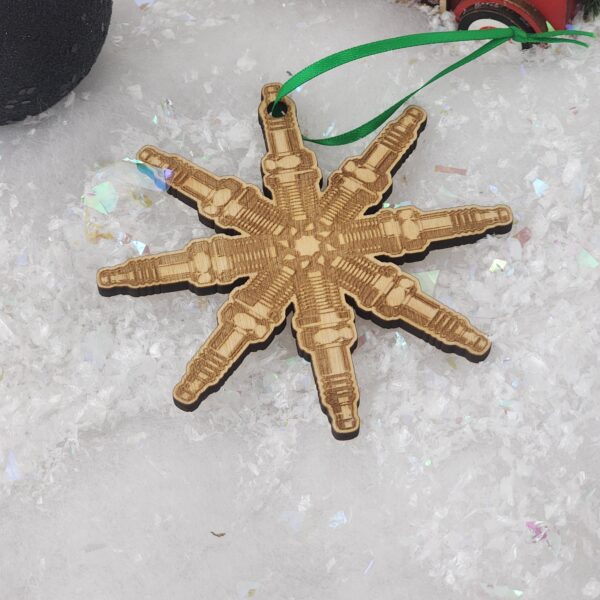 Car Lovers snowflake that looks like spark plugs