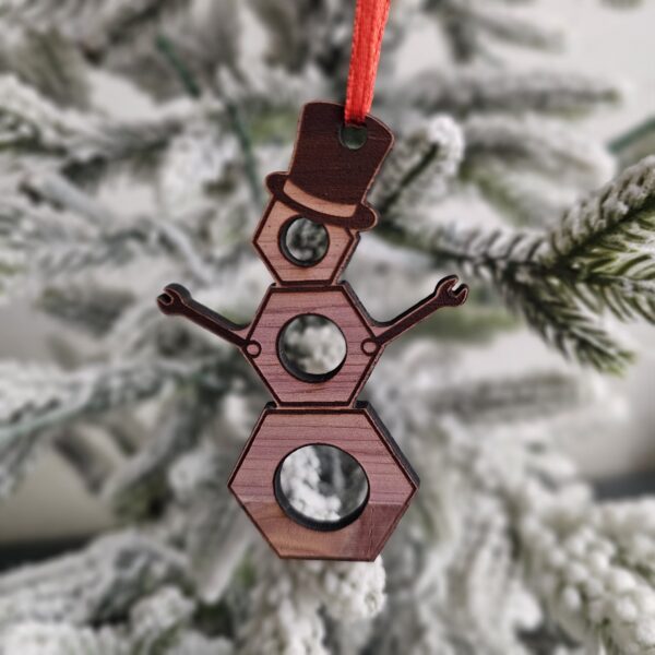 Snowman Nut & Wrench Ornament – Unique Car-Themed Holiday Décor