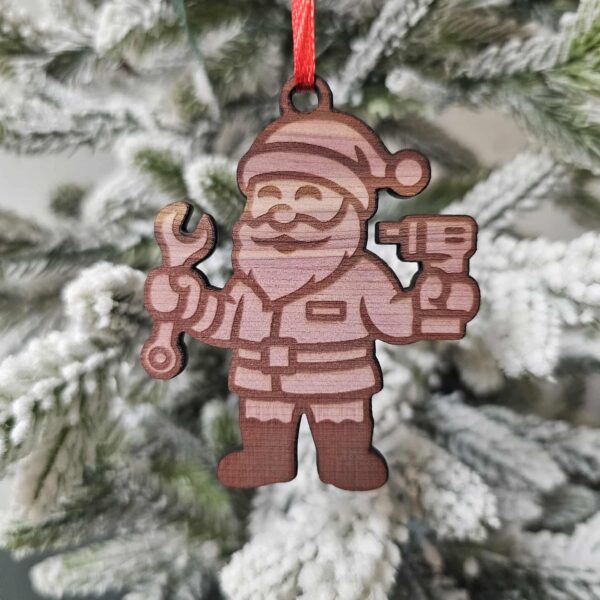 579240266_1404899031015321_5263847753998968937_n Cedar Racing Santa Ornament Set of 4
